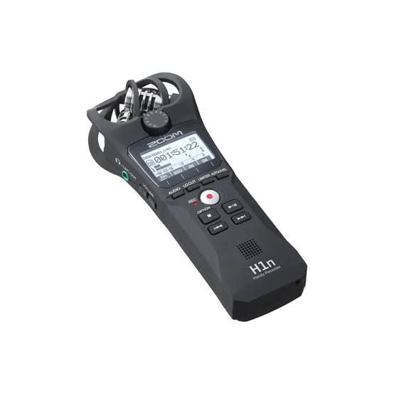 Zoom H1n 2-Input / 2-Track Portable Handy Recorder with Onboard X/Y Microphone (Black) used