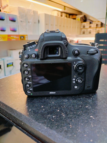 Nikon D610 DSLR Camera  USED 8804261