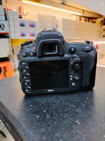 Nikon D610 DSLR Camera  USED 8804261