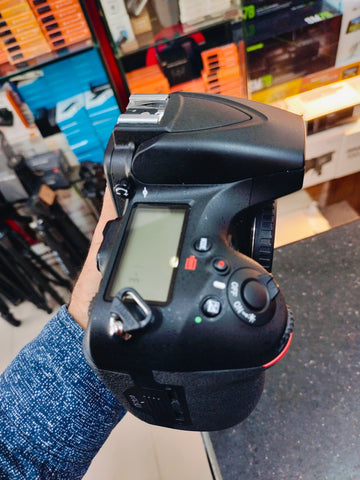 Nikon D810 DSLR Camera (Body Only) used 6027033