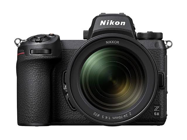 Nikon Z6 II 24-70mm F4S Mirrorless Digital Camera Lens
